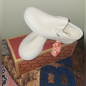 NWT Vans Classic Slip On W7/M5.5